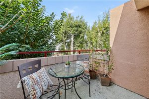 16700 Yukon Ave # 202, Torrance 90504 